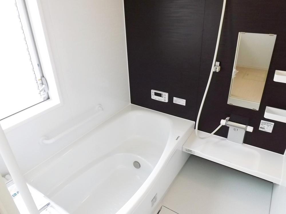 Same specifications photo (bathroom). Same specifications photo (bathroom) Bathroom heating dryer! Warm bath!