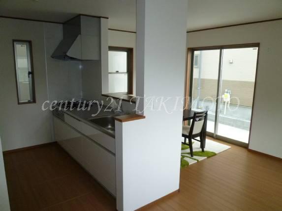 Same specifications photos (living). Bright in the two-sided lighting LDK! !