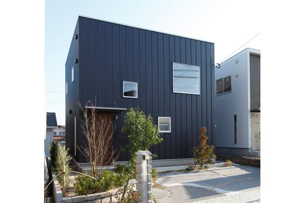 Rendering (appearance). Beautiful design of the cube. By eliminating the unevenness of the building, Creating a spacious interior space.