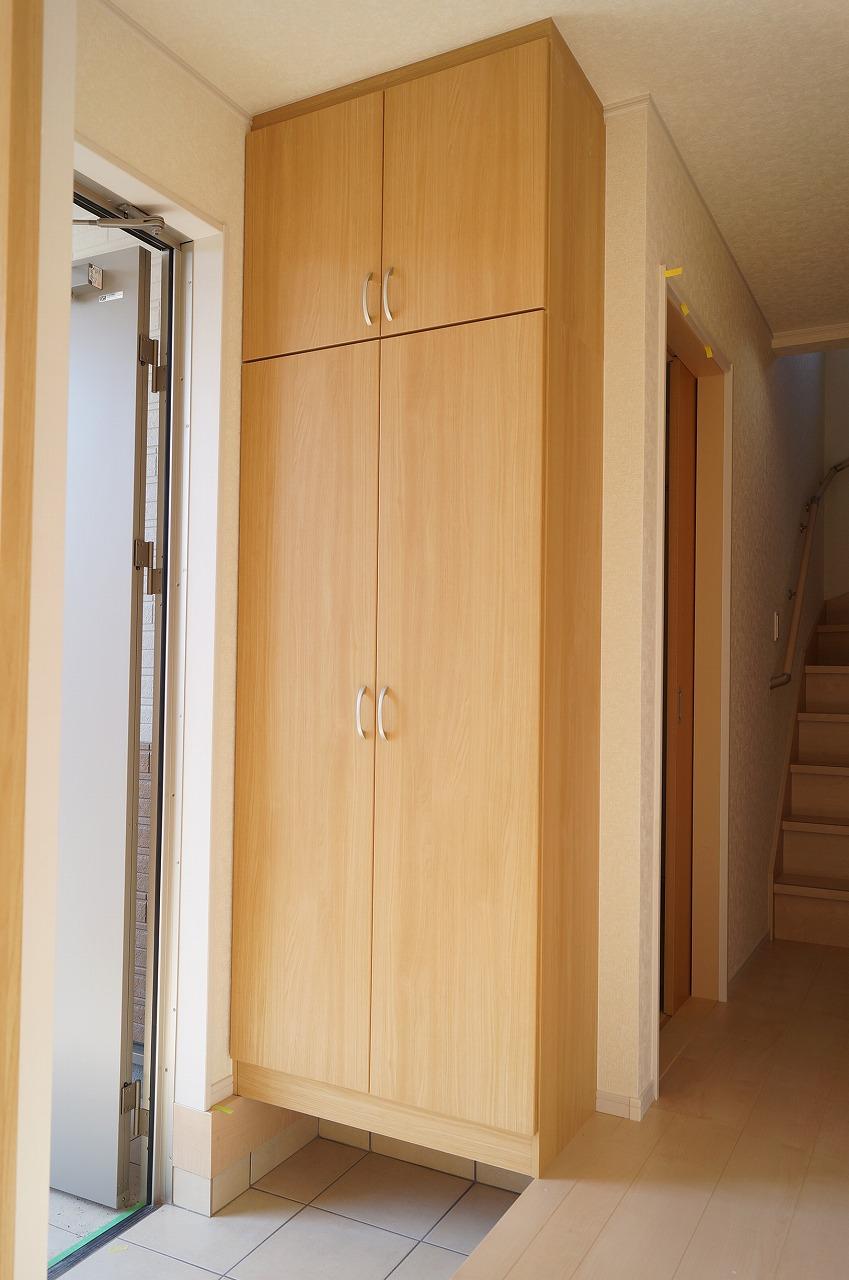 Other. Local photos (entrance)