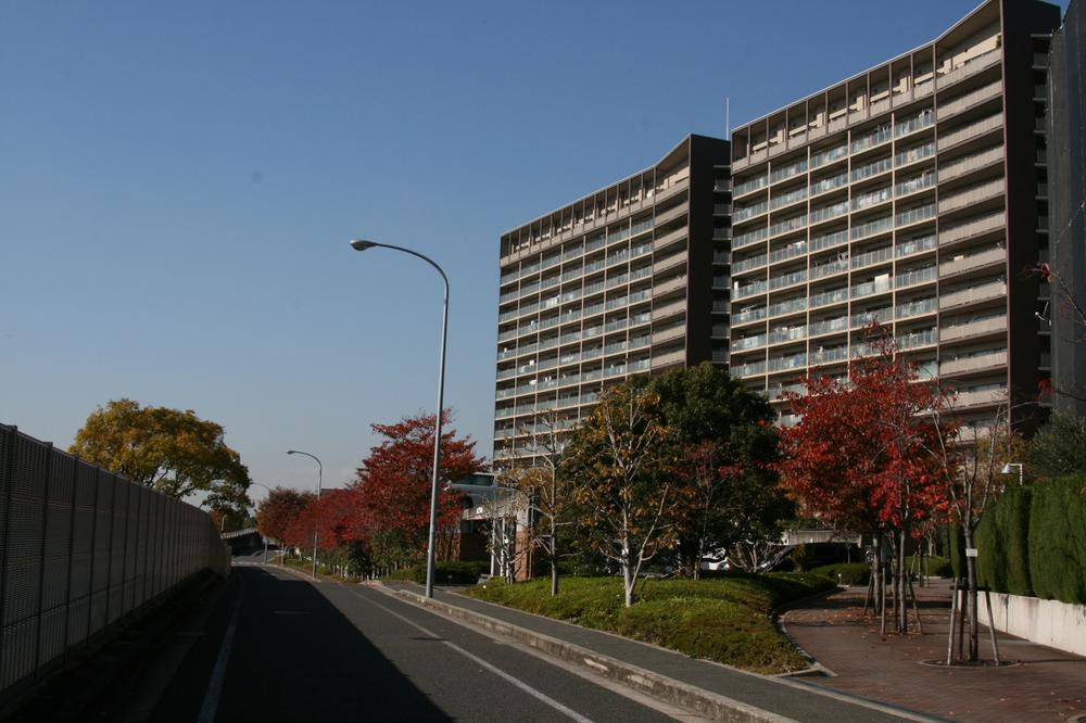 Local appearance photo. This apartment is located in the vast grounds, Condominium group of regional overwhelmed!