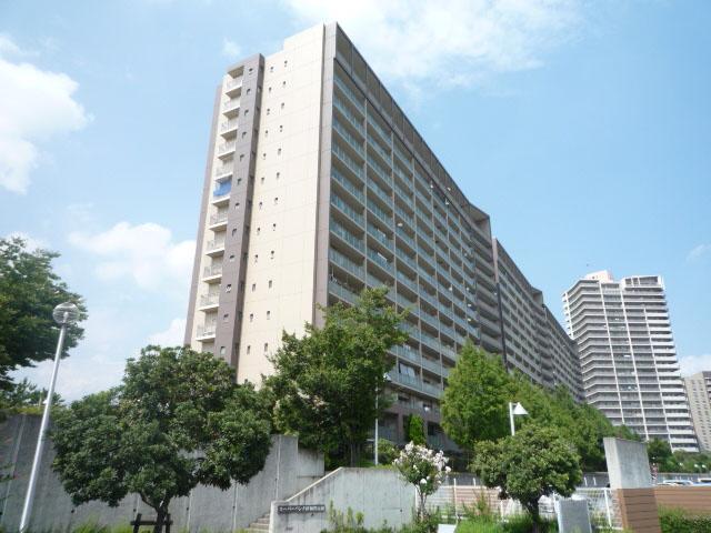 Local appearance photo. Hirakatakoen (80m) the immediate vicinity pet breeding OK!