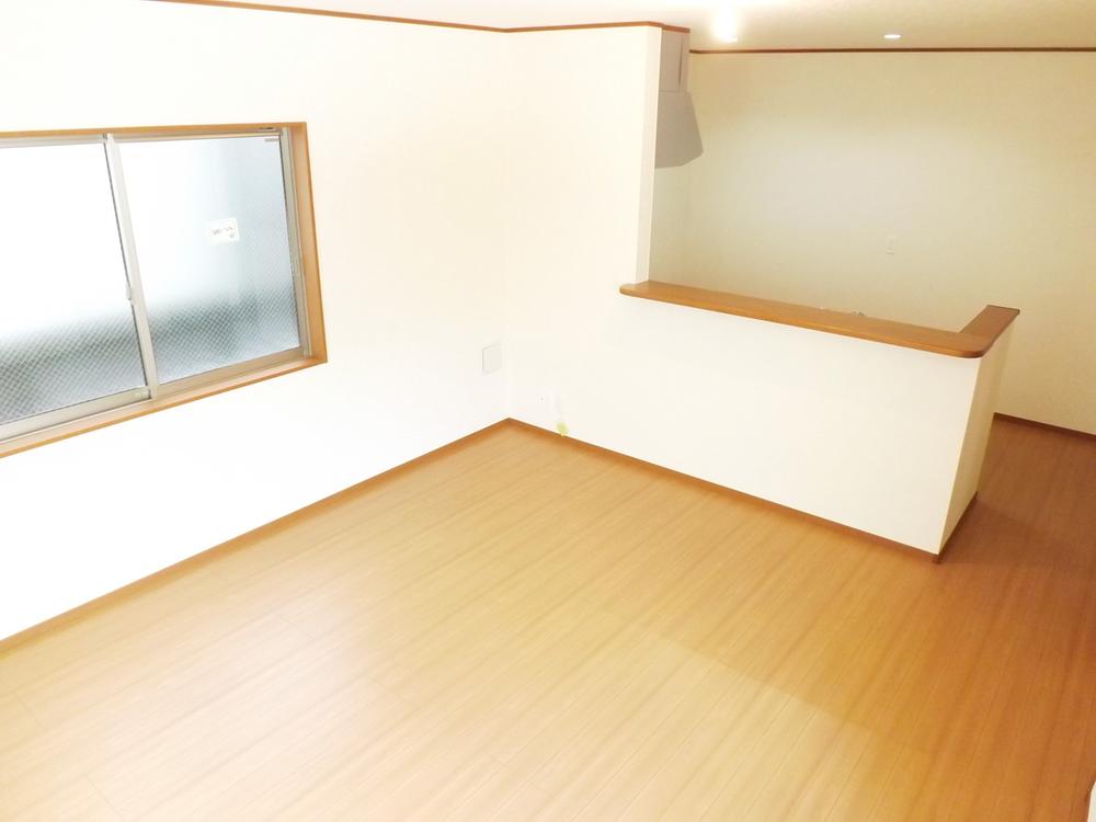 Same specifications photos (living). Same specifications photos (living) Unnecessary and easy care wax!