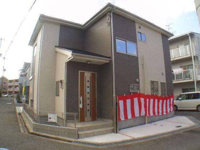 Local appearance photo. Imposing completed!