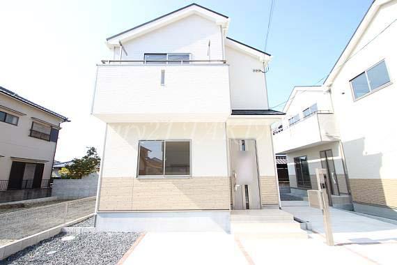 Same specifications photos (appearance). The outer wall using a strong siding board to dirt!