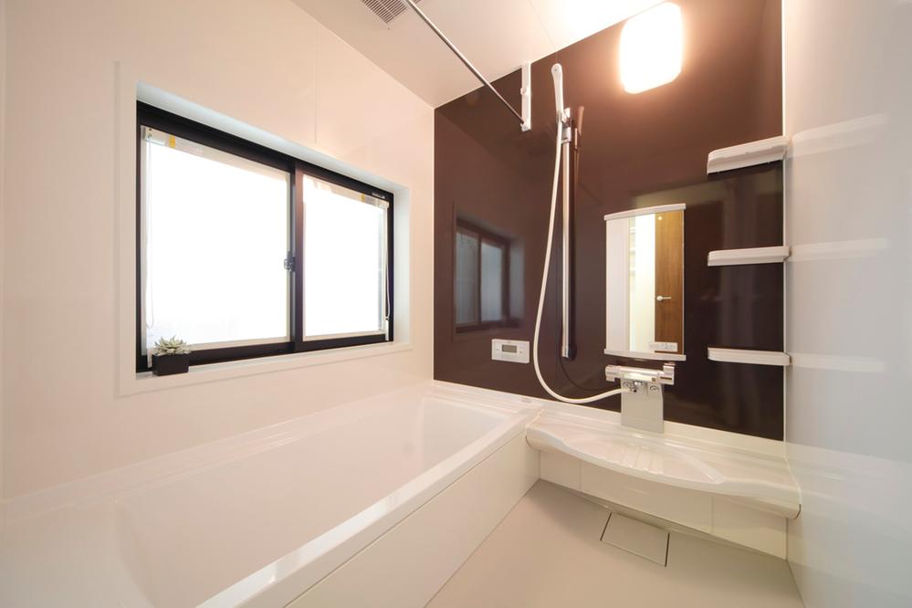 Same specifications photo (bathroom)