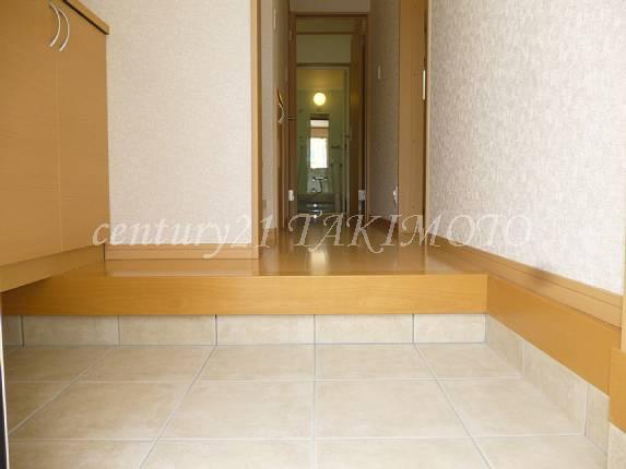 Same specifications photos (Other introspection). It is the entrance hall!