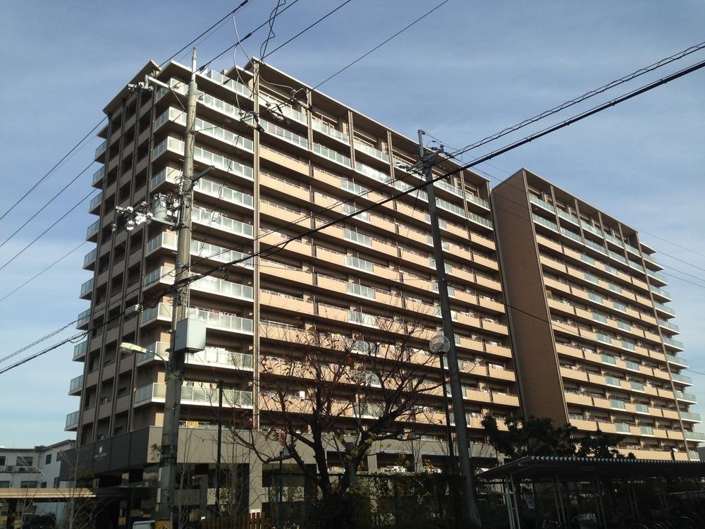 Local appearance photo. Local (12 May 2013) Shooting