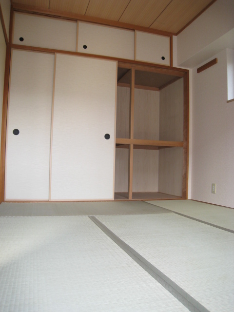 Other room space. Japanese-style room ・ Closet
