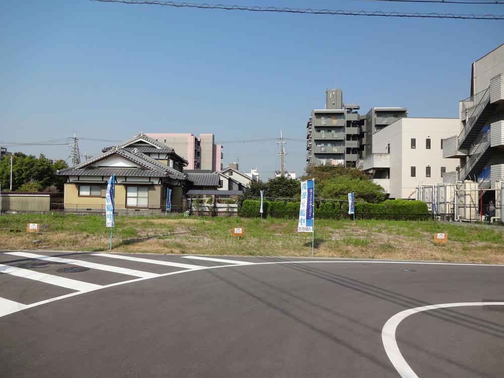 Local photos, including front road. 5th 4 compartments You can choose your favorite Nos land if now.