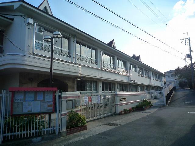 kindergarten ・ Nursery. Ibaraki Tatsusawa pond 193m to kindergarten