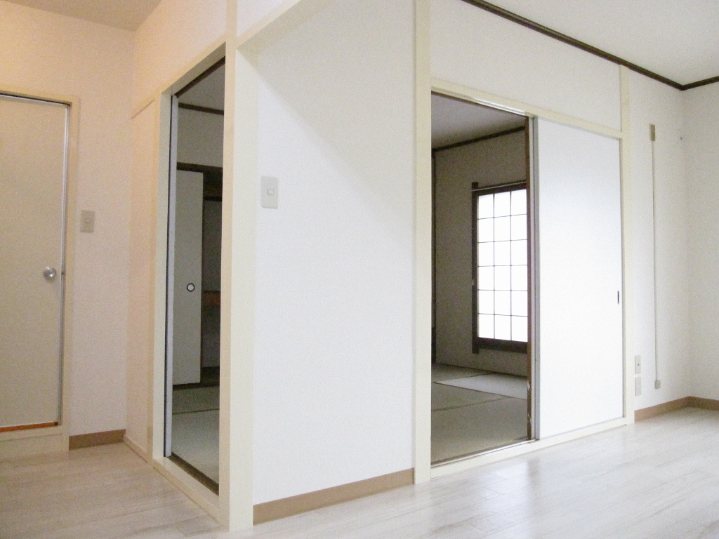 Living and room