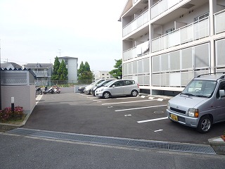 Parking lot