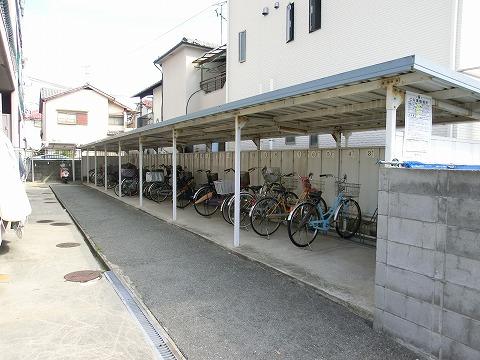 Other local. Bicycle-parking space