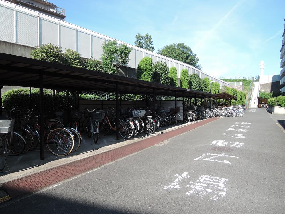 Other local. Bicycle-parking space