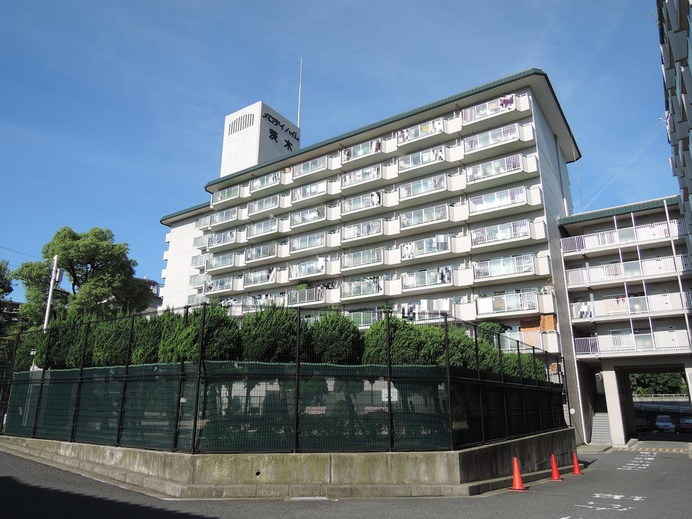 Local appearance photo. Local (10 May 2013) Shooting