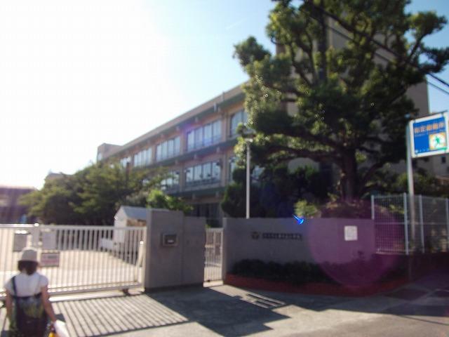 Primary school. Ibaraki Municipal Kasugaoka to elementary school 544m