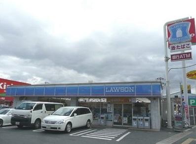 Convenience store. 516m until Lawson Ibaraki Kamigori chome shop