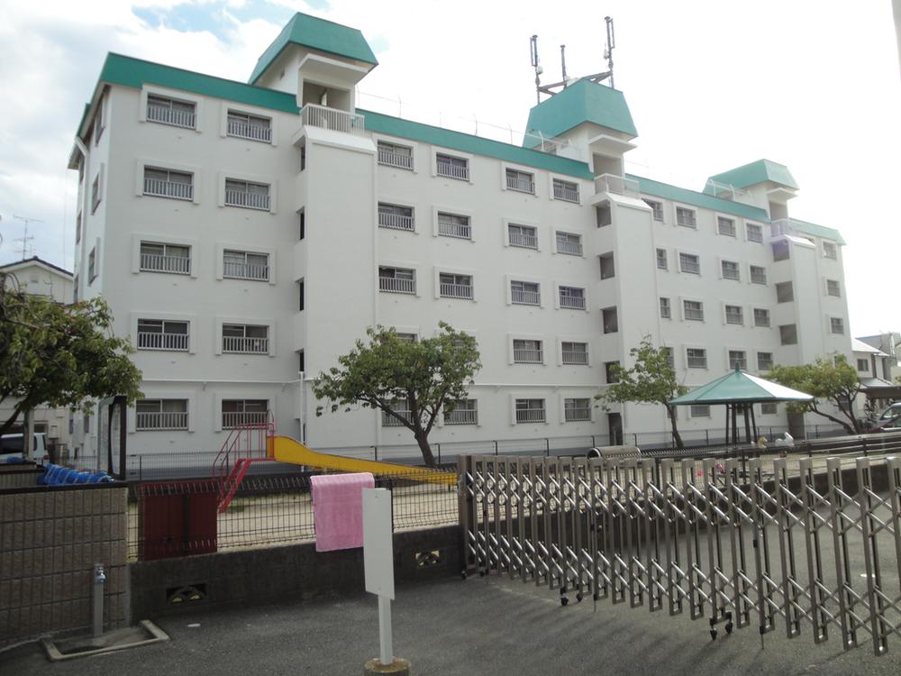 Local appearance photo. Local (10 May 2013) Shooting