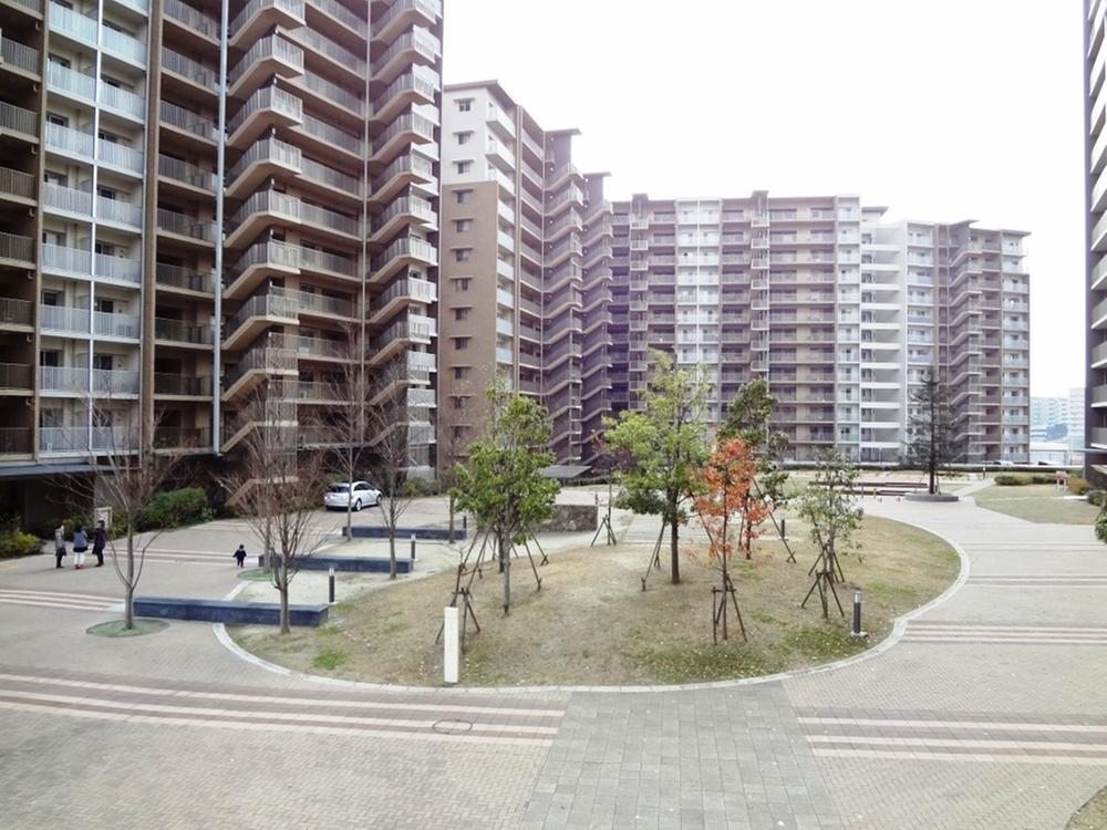 Other common areas. courtyard