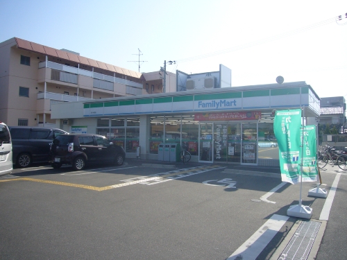 Convenience store. FamilyMart Ibaraki Mizuo store up (convenience store) 167m