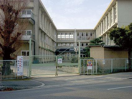 Primary school. Kasuga 940m walk 12 minutes to the elementary school