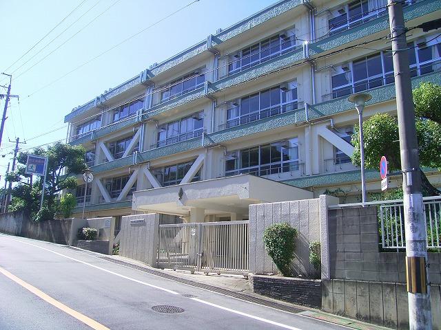 Junior high school. 1470m to the West Junior High School