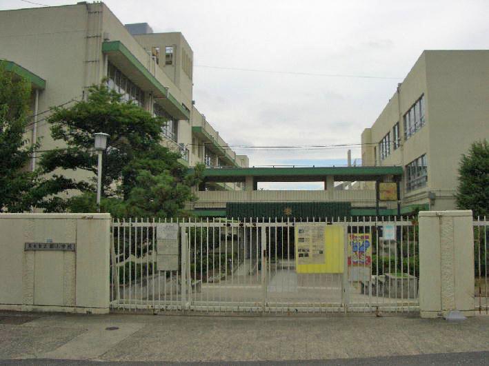 Primary school. Ibaraki Tatsugun to elementary school 991m