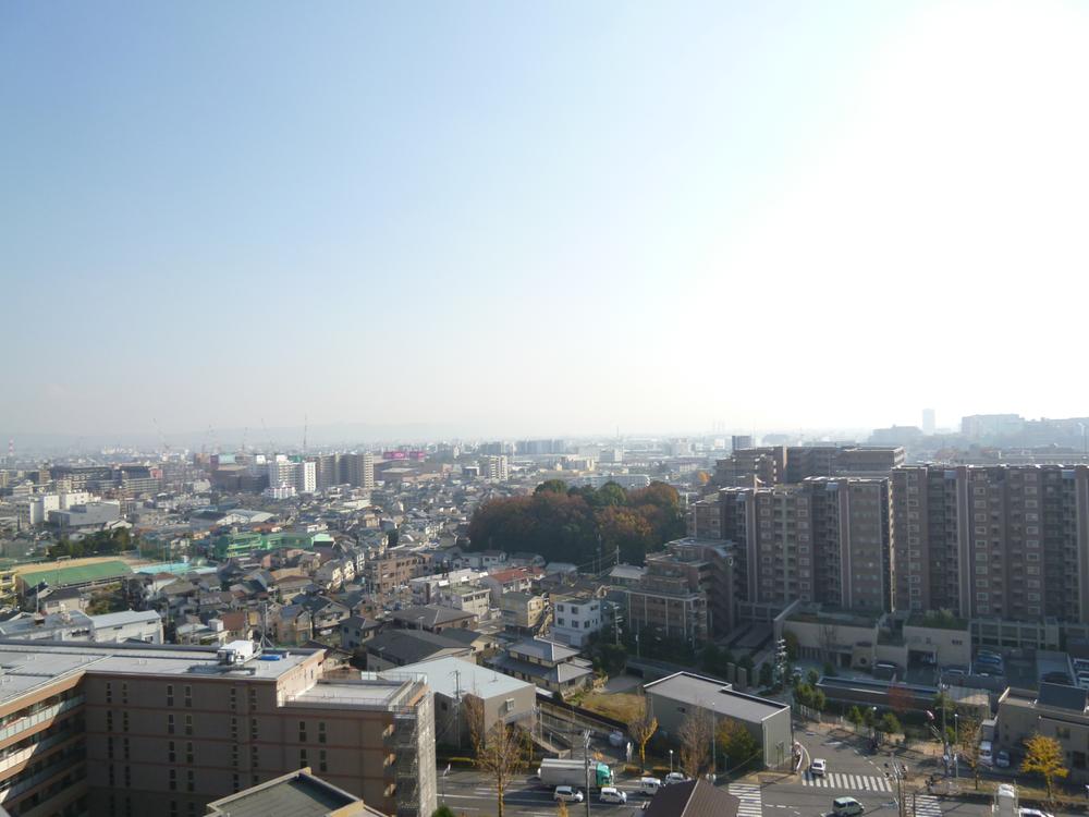 View photos from the dwelling unit. Southeast side view from the balcony (December 2013) Shooting