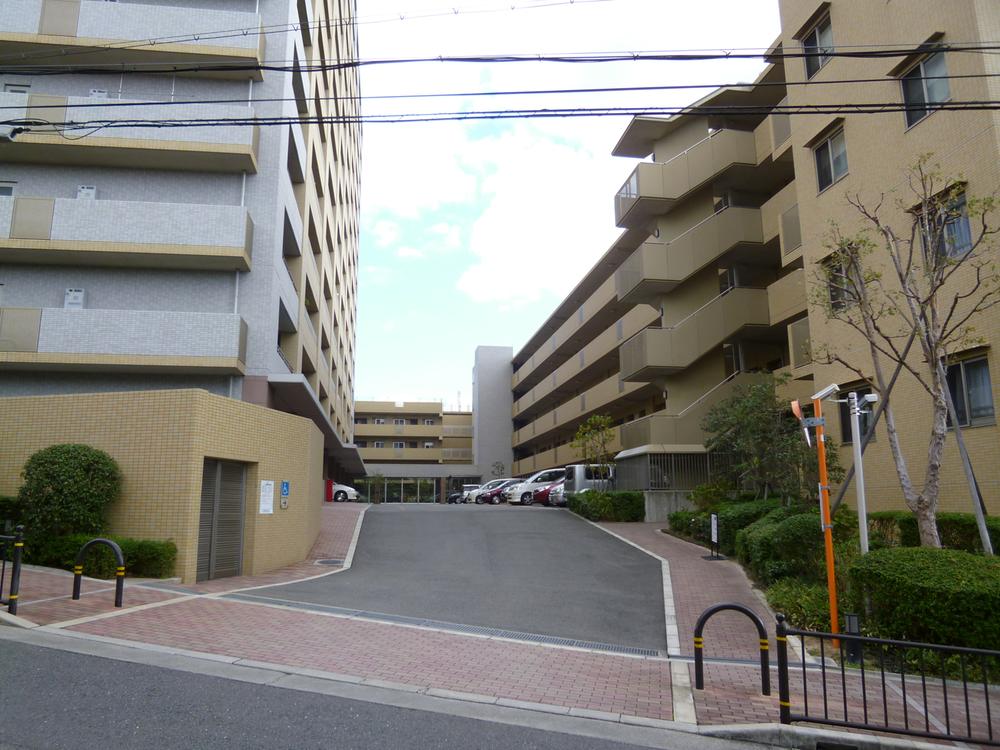 Local appearance photo. Local (12 May 2013) Shooting