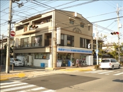 Convenience store. 552m until Lawson Osumi-cho store (convenience store)