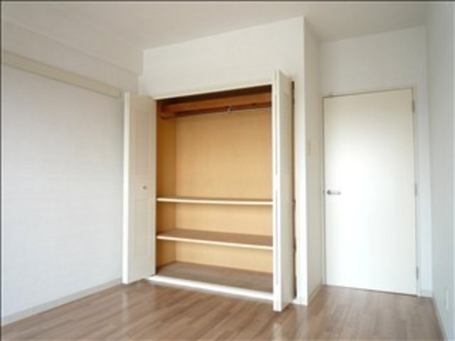 Receipt. closet