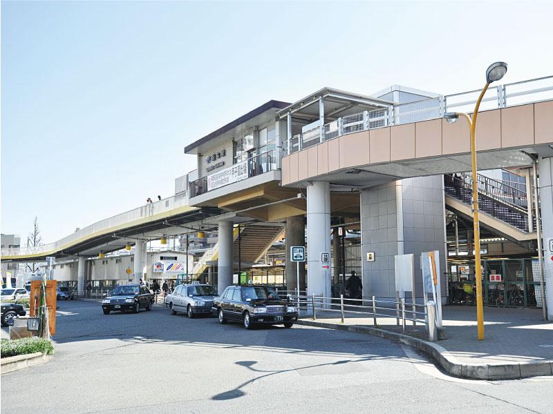 station. 3470m until JR Ibaraki Station