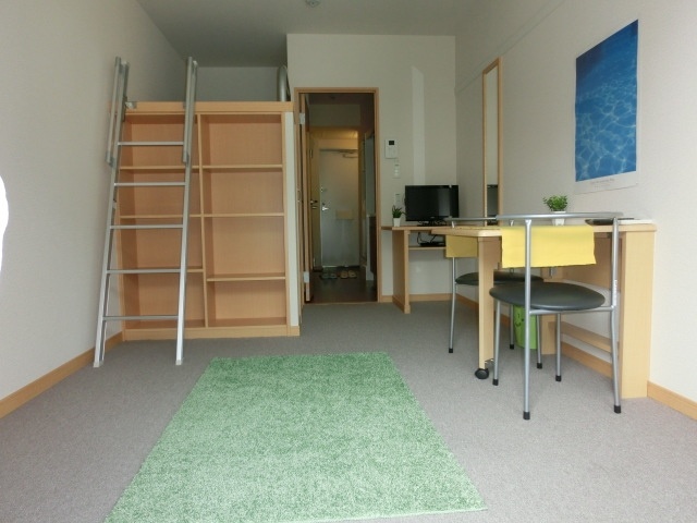 Living and room