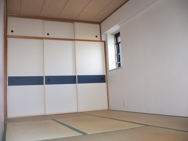 Other room space