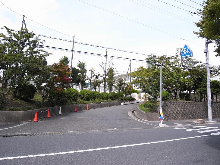 Primary school. 269m to Koriyama elementary school
