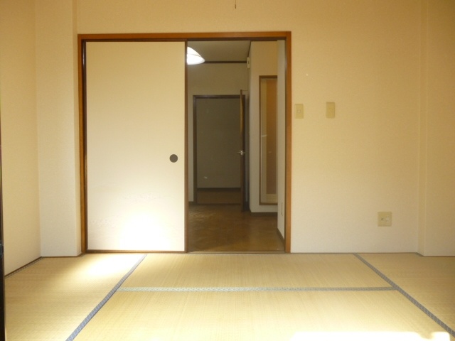 Other room space