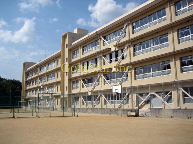 Junior high school. Ibaraki Municipal Xiling until junior high school 1665m