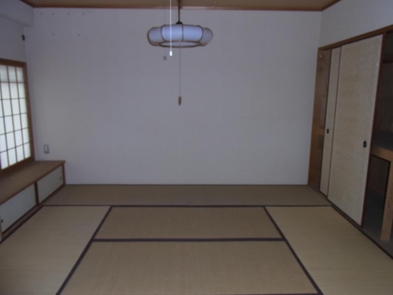 Living and room. North Japanese-style room