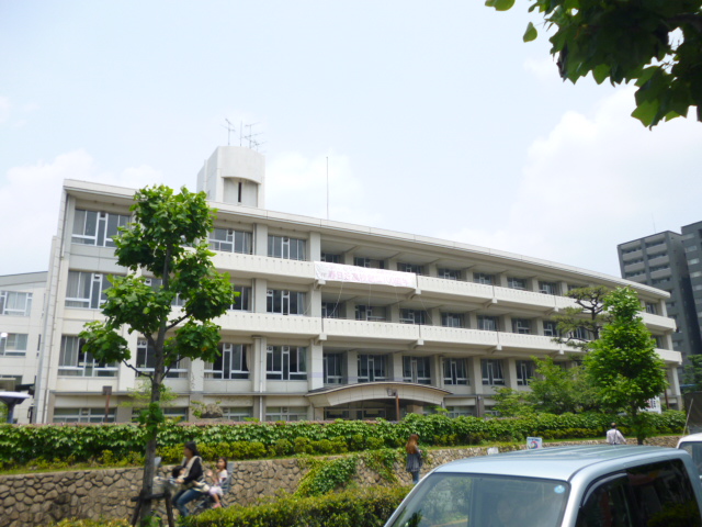 high school ・ College. Osaka Prefectural Kasugaoka High School (High School ・ NCT) to 260m