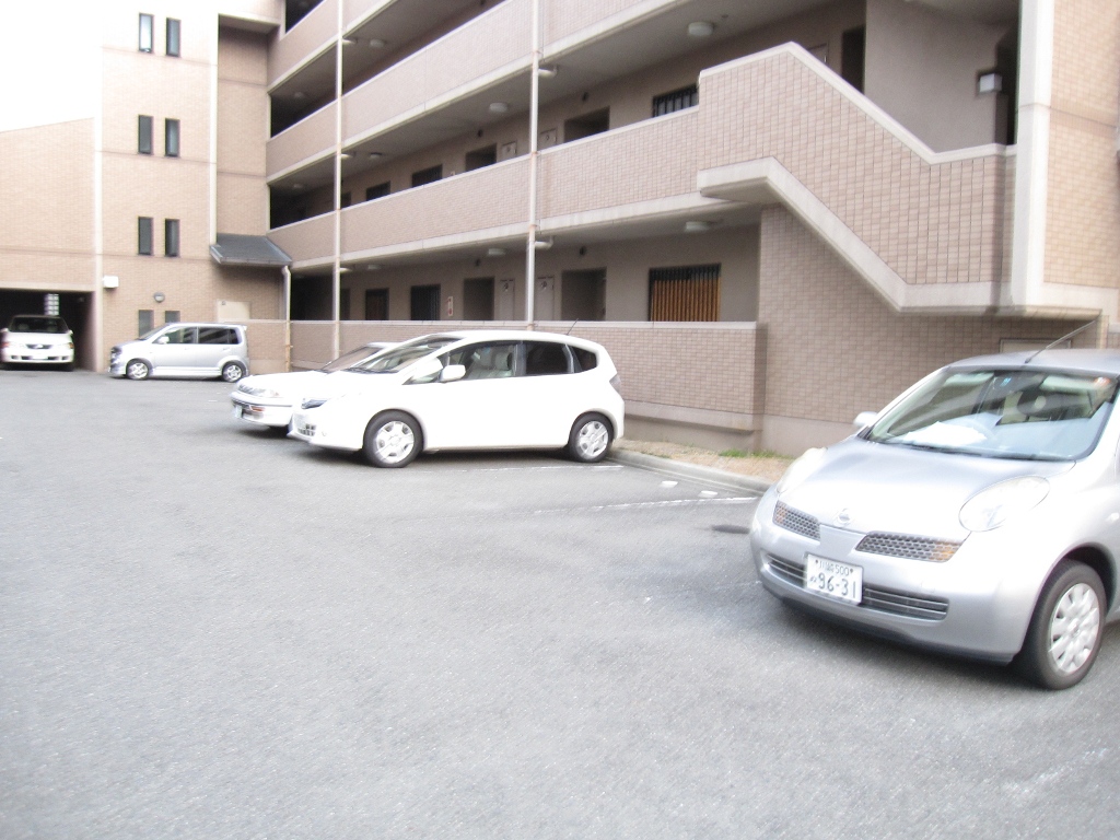 Parking lot