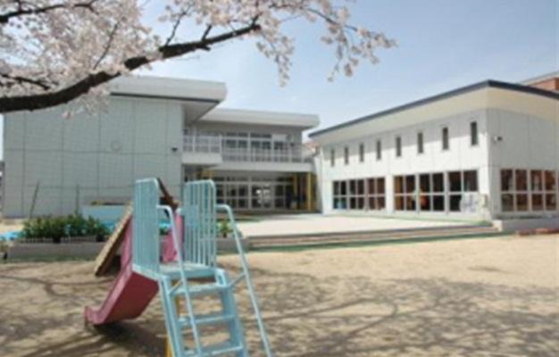 kindergarten ・ Nursery. Municipal blue sky until kindergarten 1100m