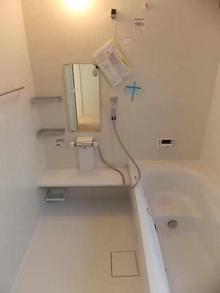 Same specifications photo (bathroom). Relax space spacious bathroom to heal fatigue of the day