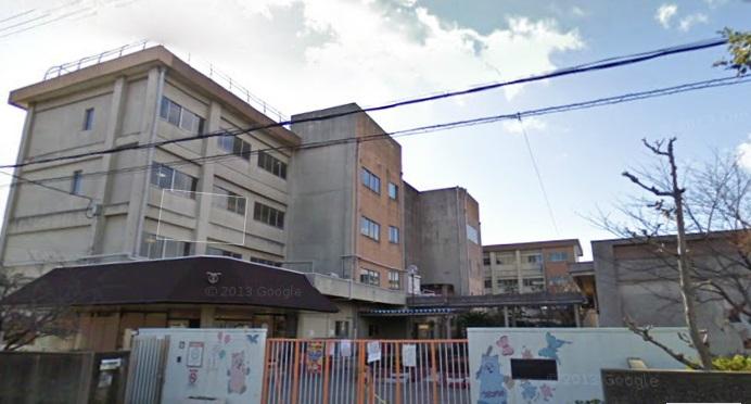 Primary school. 438m until Ikeda Municipal Minami Ishibashi Elementary School