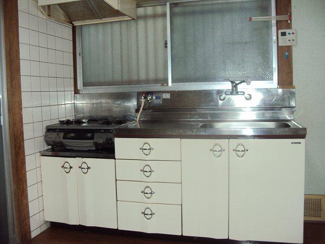 Kitchen. There is a window in the kitchen, Convenient to ventilation