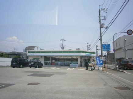 Convenience store. FamilyMart Ikeda Sumiyoshi 276m up to one-chome