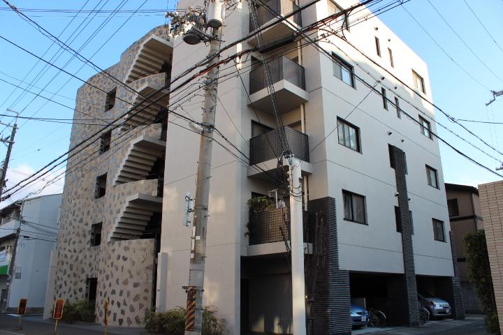 Local appearance photo. ● stylish appearance is attractive.