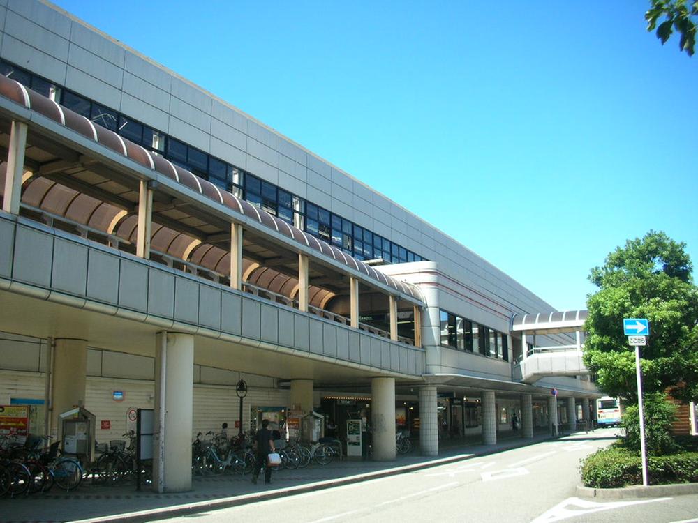 station. 255m to Ikeda Station