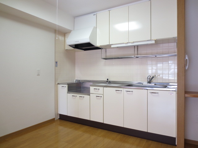 Kitchen. Indoor photos posted of the same type