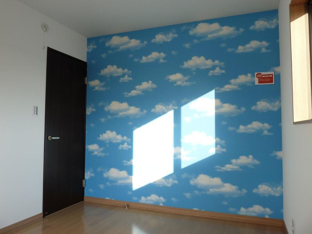 Other introspection. The third floor Western-style room about 6 Pledge. How in the room of the child? , I want to be a blue sky, such as the wallpaper of this room flying to the pilot of the jumbo airplane ・  ・  ・ It might prove to be as I say